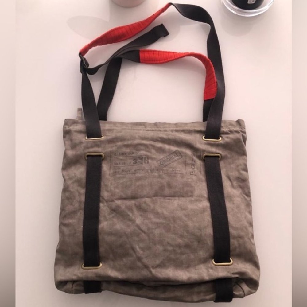 COPY - Manduka Journey On The Wanderer Yoga Mat Bag